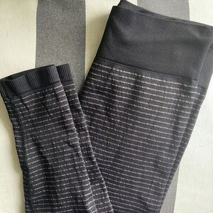 💥3/$12 Athleta Striped Metallic Leggings